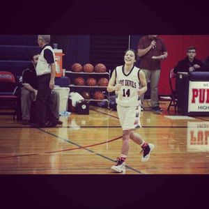 Meet your Posher, Lauren